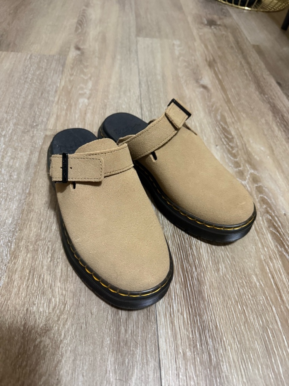 🆕Dr. Martens Tan Suede Carlson Slip-On Clog with Black Buckle
